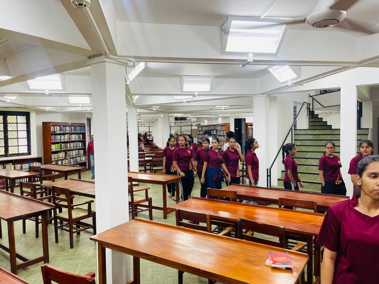Library_Visit_2025_04_30_03